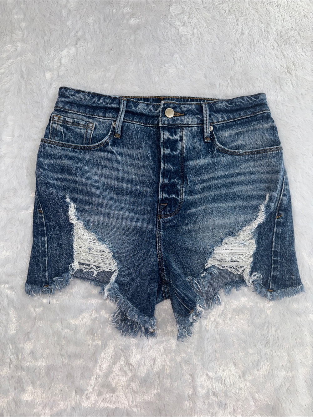 GOOD AMERICAN- Bombshell Shorts Distressed BlueJean Denim High-Rise